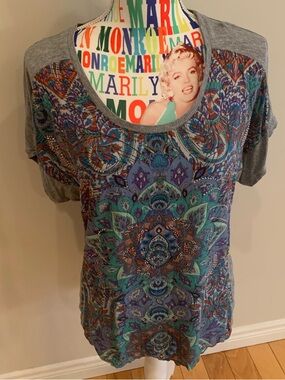 Desigual Grey Short-Sleeve Scoop Neck Top with Teal & Purple Paisley Print